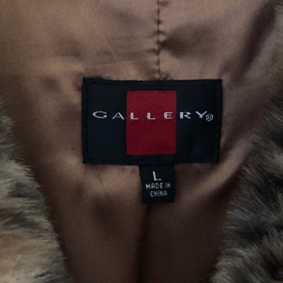 Gallery Women's Faux Fur Animal Print Jacket/Hook Closure/L/NEW/NEVER WORN! - Picture 4 of 4